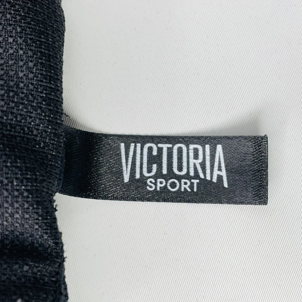 Victoria's Secret Lighweight Victoria Sports Bra Size 32C Black‎ Racerback